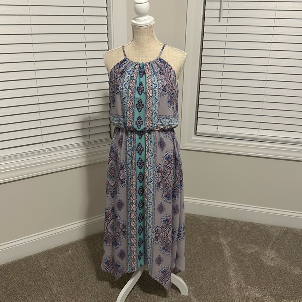 Spring sleeveless dress